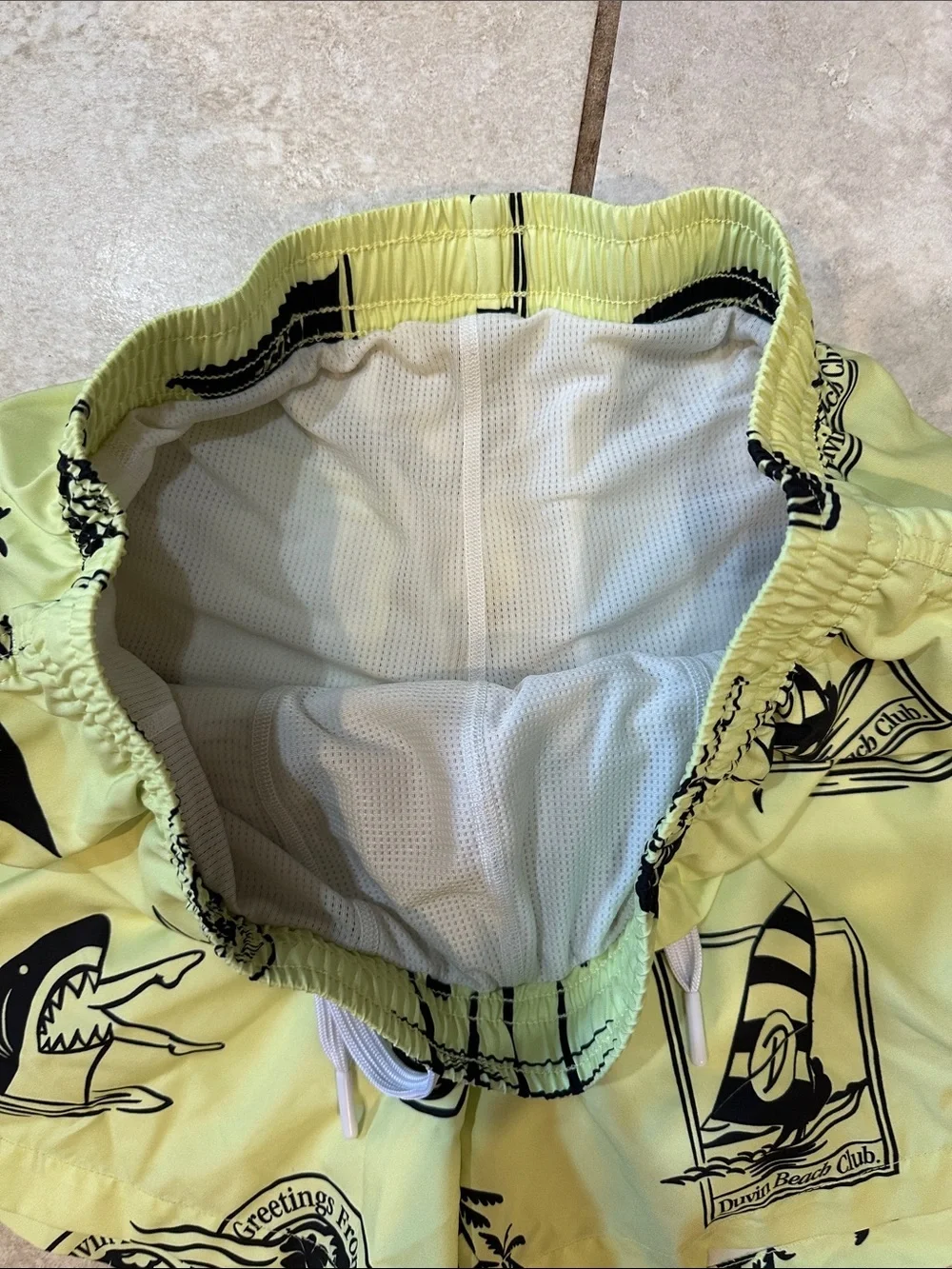 Duvin Beach Club Yellow 5 Inch Printed Swim Shorts M Mens